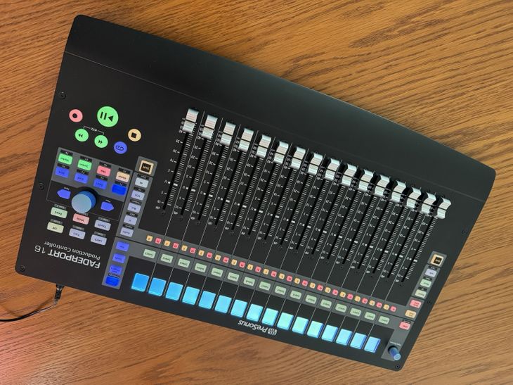 Vente d'une Presonus Faderport 16 - Immagine3