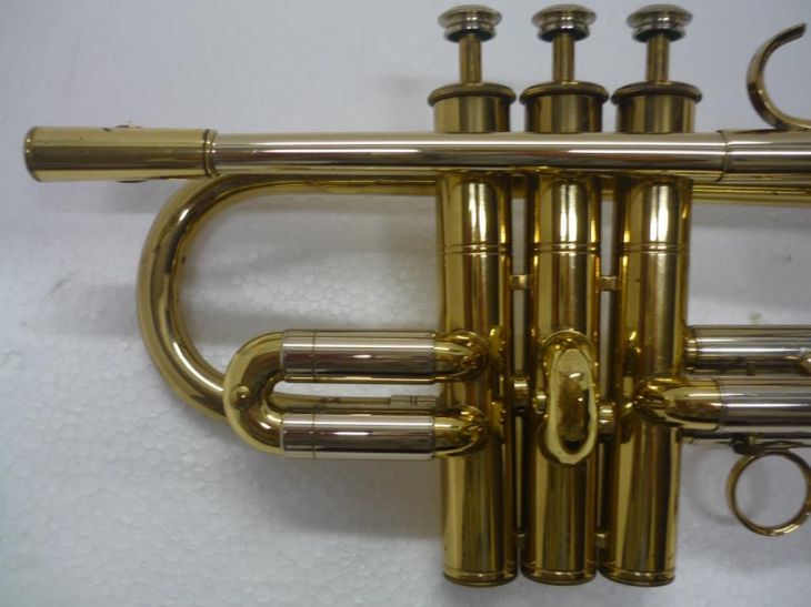 Trompeta Mib/Re Selmer cobre similar al que tocaba - Image6
