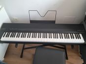 Se vende piano digital 88 teclas soporte y asiento - Image