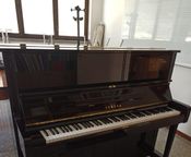 Yamaha U1 Piano
 - Image