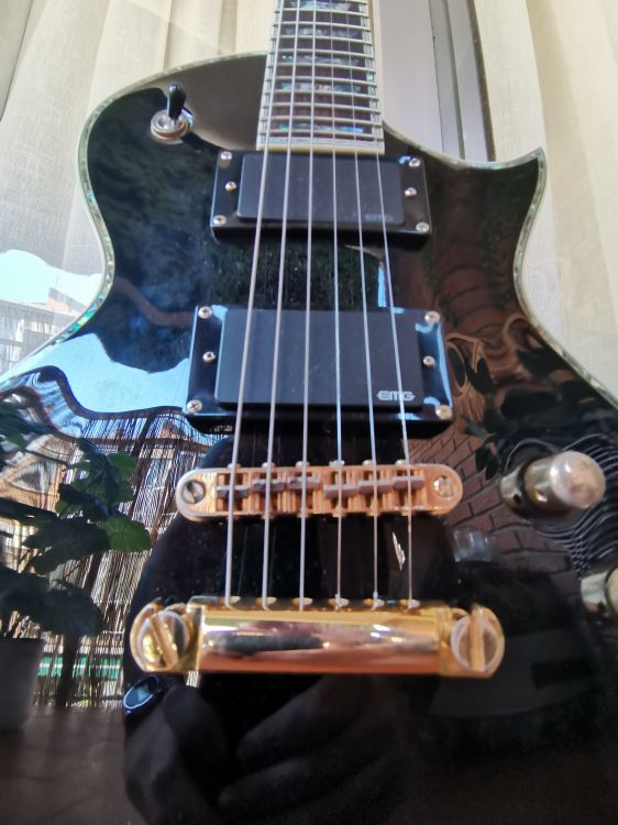 Guitarra eléctrica LTD EC-1000 DELUXE EMG BLACK - Imagen6