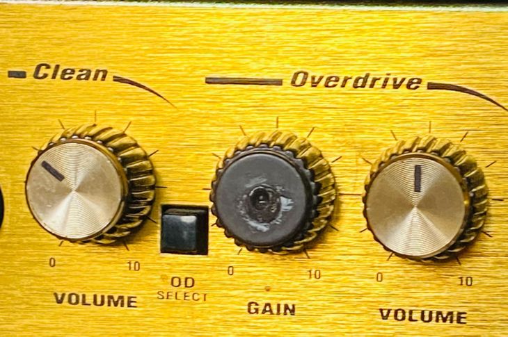 Amplificador Marshall, MG Series 15DFX. - Imagen5