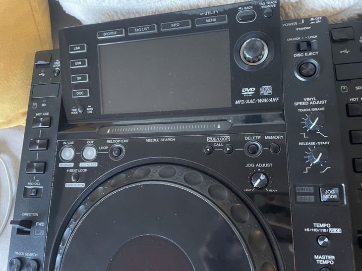 a pair of cdj 2000 - Bild3