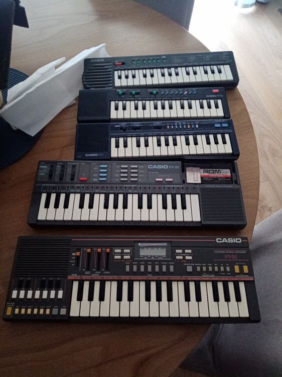 Colección de pequeños Casio PT-1, PT-10, PT-31,.. - Immagine5