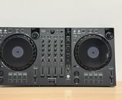Pioneer DJ DDJ-FLX6
 - Bild