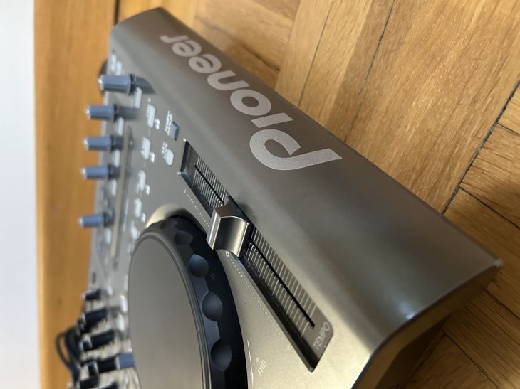 Controladora Pioneer DDJT1 - Bild3