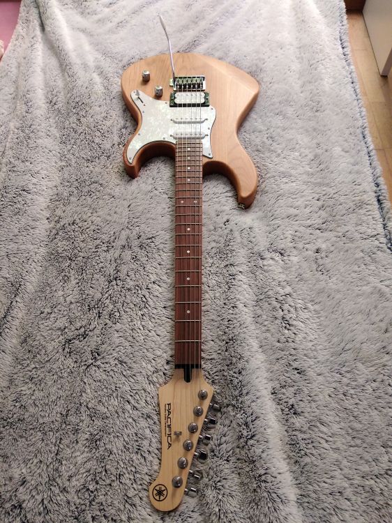 Stratocaster Yamaha Pacifica 112V - Bild2