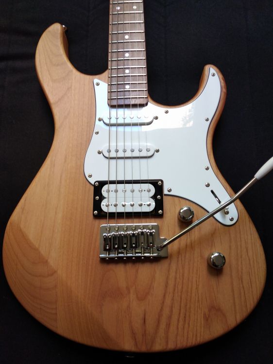 Stratocaster Yamaha Pacifica 112V - Imagen por defecto