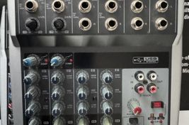 Behringer Xenyx Q802USB mikser - Immagine