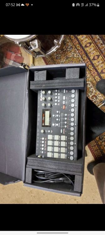 Elektron Analog Rytm MK1 Synthesizer Drum Computer - Imagen3