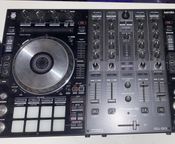 DDJ-SX3-Controller für DJ
 - Bild