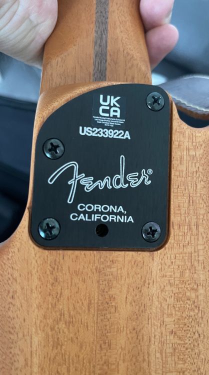 Fender American Acoustasonic Telecaster - Imagen3