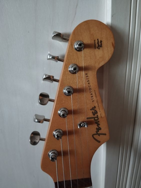 Fender vintera strat mod 60s - Bild2