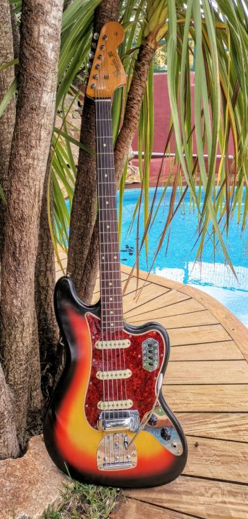 Fender - Bass VI - 1967 - Imagen por defecto