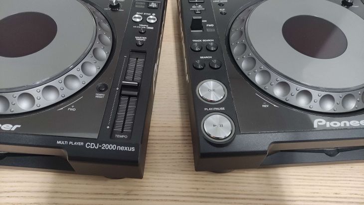 2x Pioneer CDJ-2000 Nexus - Image4