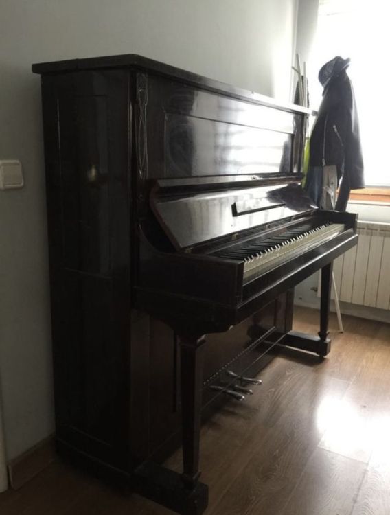 Vendo piano de pared marca Dalbret, Pamplona - Immagine2