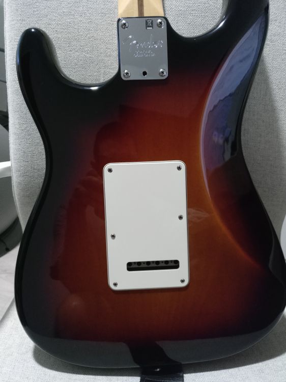 Fender American Standard Stratocaster como nueva - Immagine4
