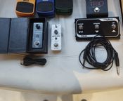 effect pedals
 - Image
