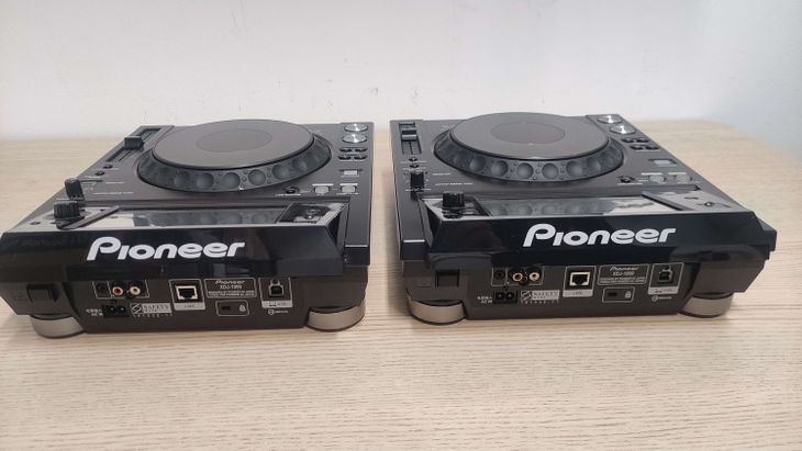 2x Pioneer DJ XDJ-1000 - Imagen4