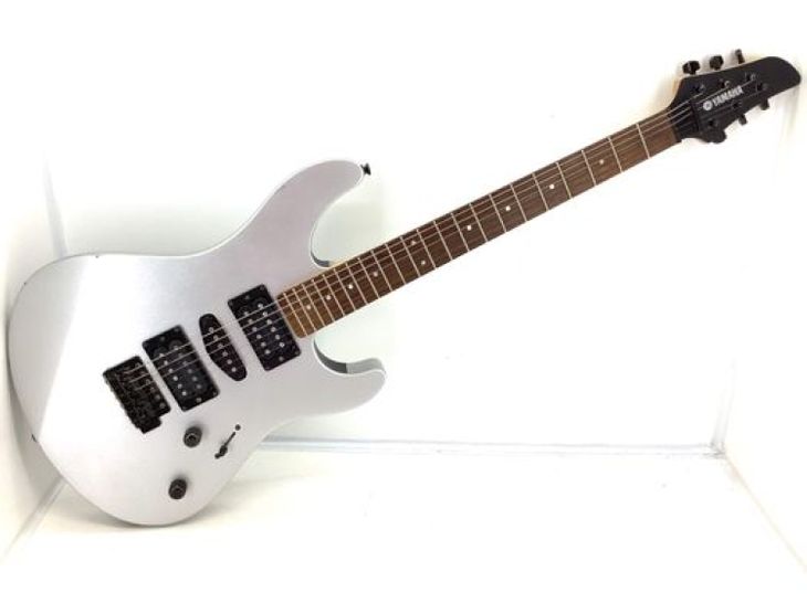 Yamaha Stratocaster - Image principale de l'annonce