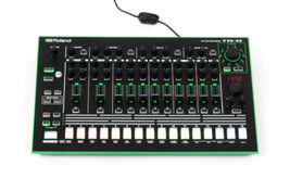 Roland Aira TR8 Performer - Immagine