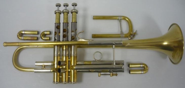 Trompeta Sib Bach Stradivarius 37 Corporation - Imagen6