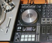 TRAKTOR S4 MK3
 - Immagine