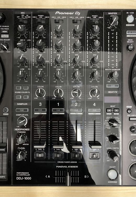 Pioneer DJ DDJ-1000 - Imagen4