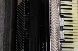 Hohner Verdi 120 Bässe mit original Koffer - Image