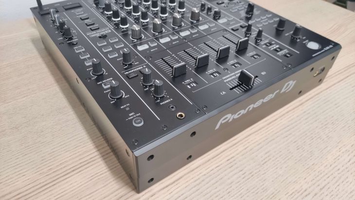 Pioneer DJ DJM-A9 - Immagine2