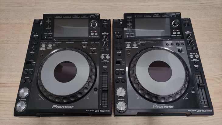 2x Pioneer DJ CDJ-2000 Nexus - Imagen por defecto