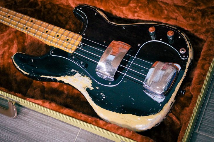 Fender precision bass 1975 - Imagen2
