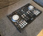 Traktor Kontrol S4 Mk2 - Dj controller - Bild