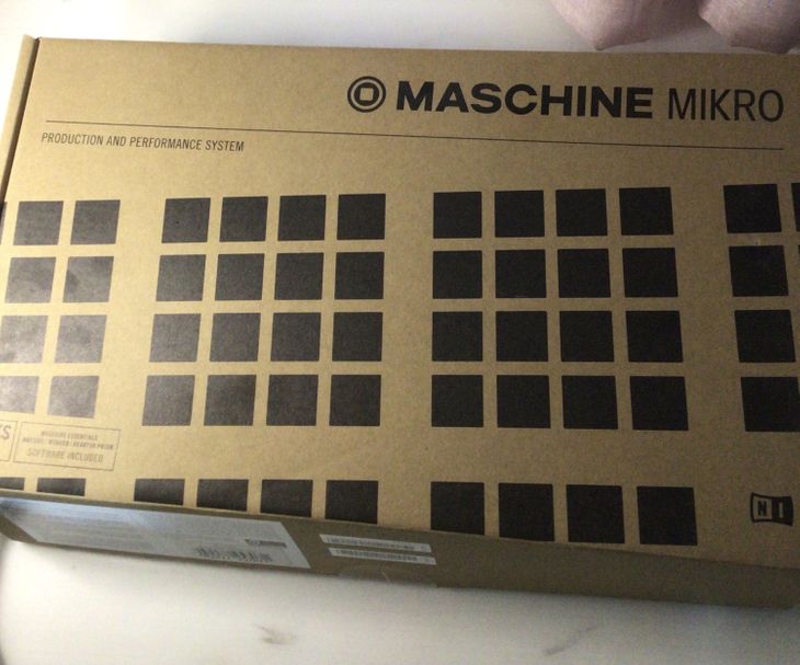 Native Instruments Maschine Mikro MK3 - Immagine3