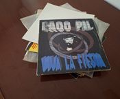 LOT OF 24 VINYL
 - Image