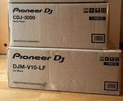 Pioneer DJ CDJ-3000 2 Pair + DJM-V10-LF DJ Control - Imagen