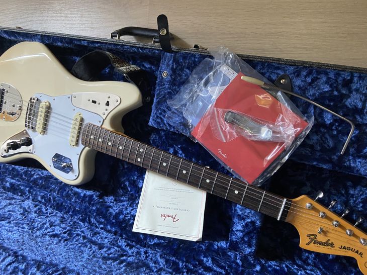 Fender Jaguar Johnny Marr OW - Imagen por defecto