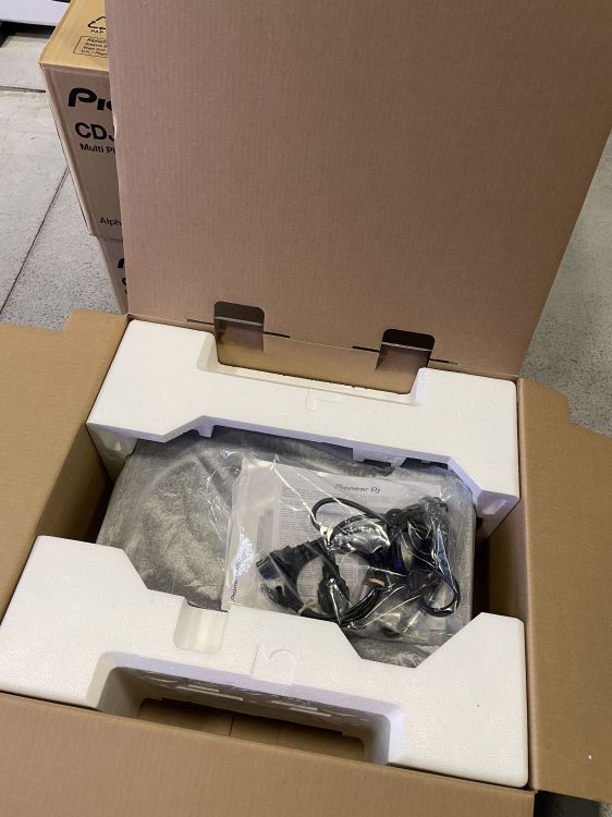 2x Pioneer DJ CDJ-3000 - Bild6