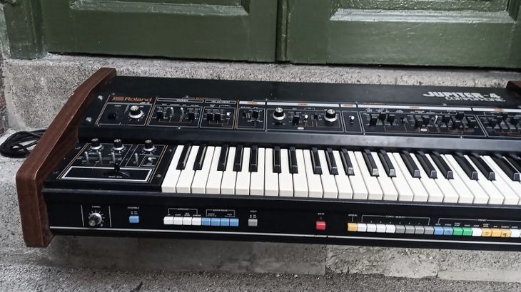 Roland Jupiter 4 49 Key Synthesizer - Image3