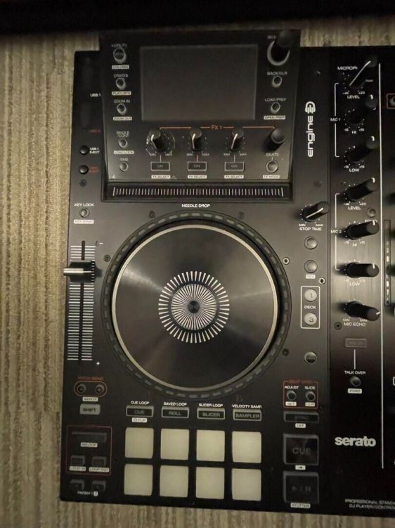 Denon DJ MCX8000 Standalone DJ Controller 2-Deck - Imagen2