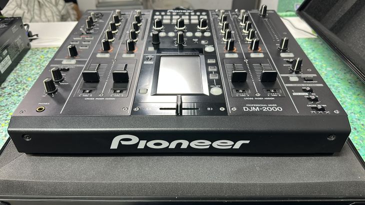 Vendo Pioneer dj DJM-2000 - Image2