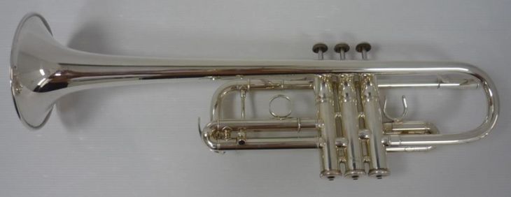 Trompeta Sib Yamaha 9445 CHS Xeno Custom Artist - Imagen2