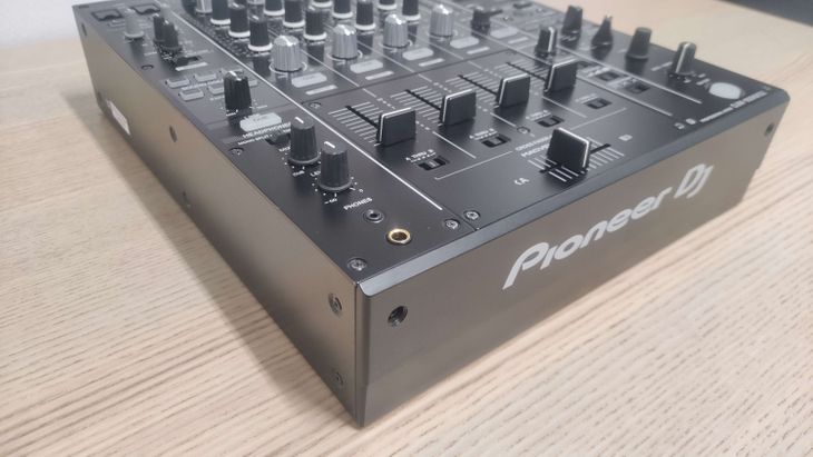 Pioneer DJ DJM-900 Nexus 2 con decksaver - Image2