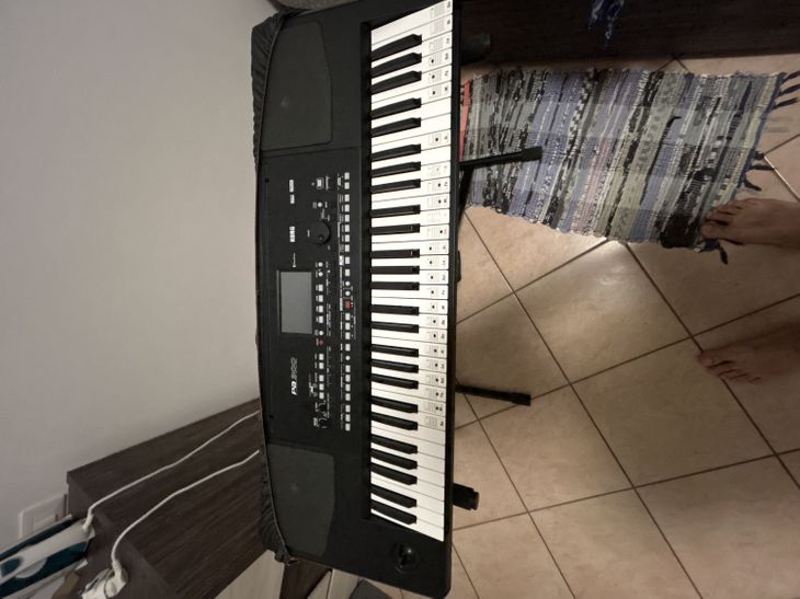 Vendo korg pa300 - Imagen2