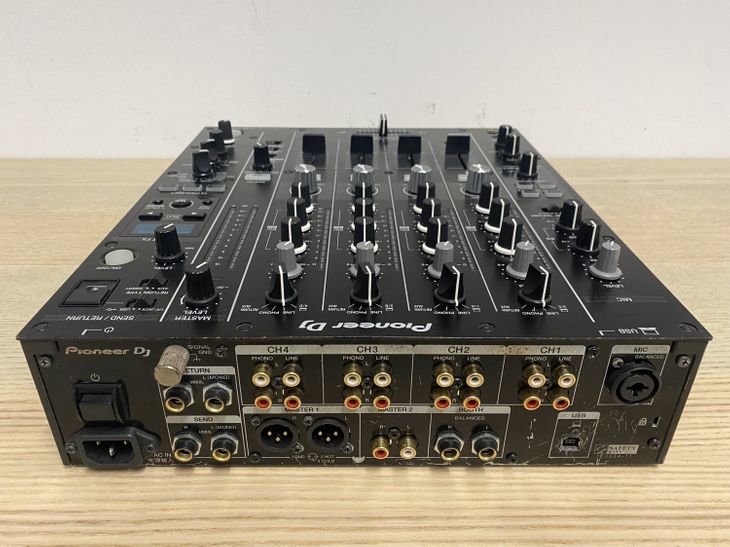 Pioneer DJ DJM-750MK2 - Imagen4