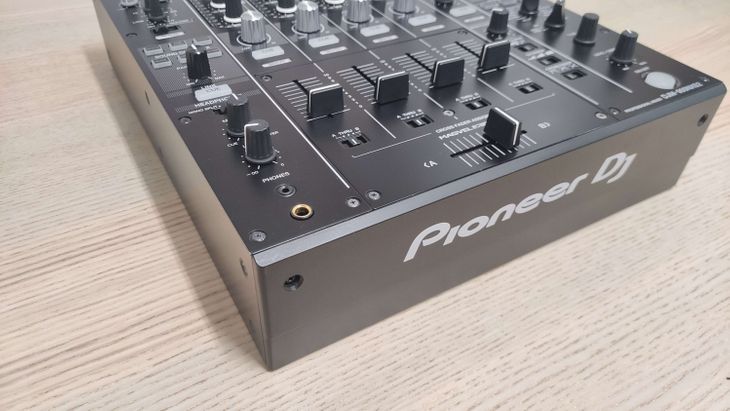 Pioneer DJ DJM-900 Nexus 2 con decksaver - Imagen3