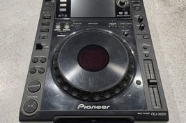 Pioneer CDJ-2000 + Decksaver
 - Bild