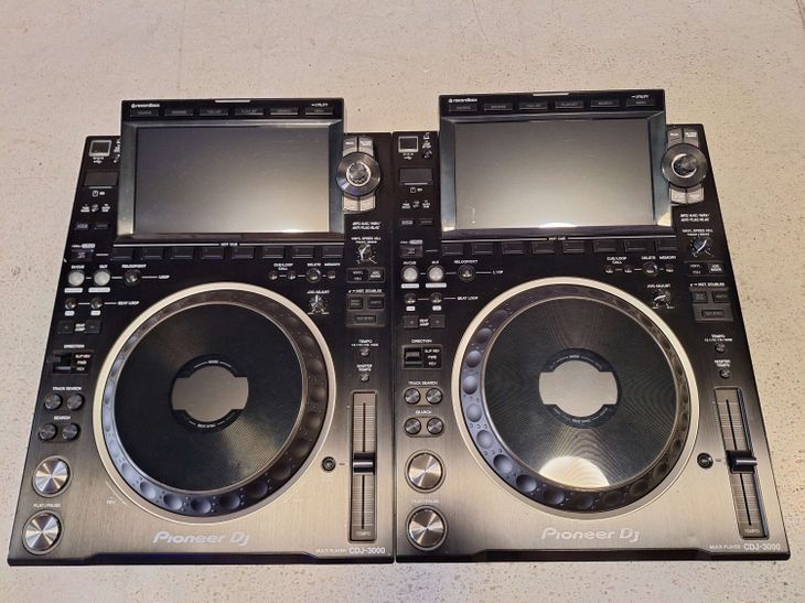 2x Pioneer DJ CDJ-3000 - Imagen por defecto
