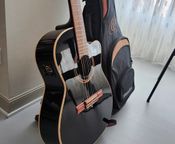 Guitarra Ortega RCE 138-4BK Feel Series - Imagen
