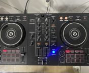 DJ-TISCH DDJ 400
 - Bild